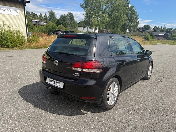 Volkswagen Golf VI 7 of 16