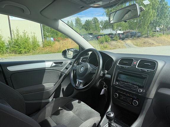 Volkswagen Golf VI 14 of 16