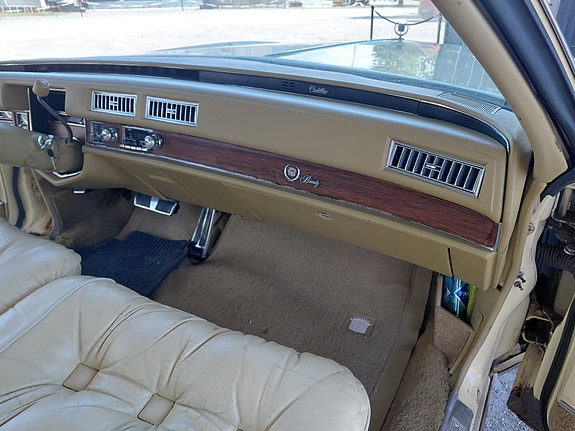 Cadillac Eldorado Biarritz 15 of 23