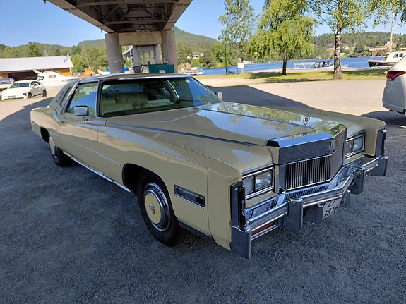 Cadillac Eldorado Biarritz 5 of 5