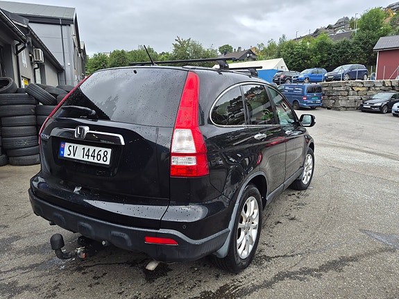 Honda CR-V 4 of 5