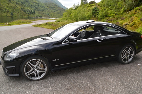 Mercedes-Benz CL63 4 of 5