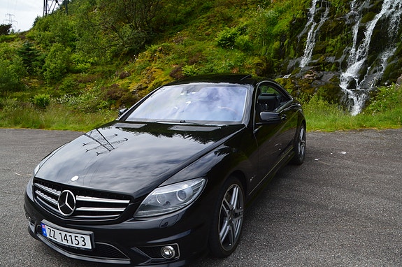 Mercedes-Benz CL63 2 of 5