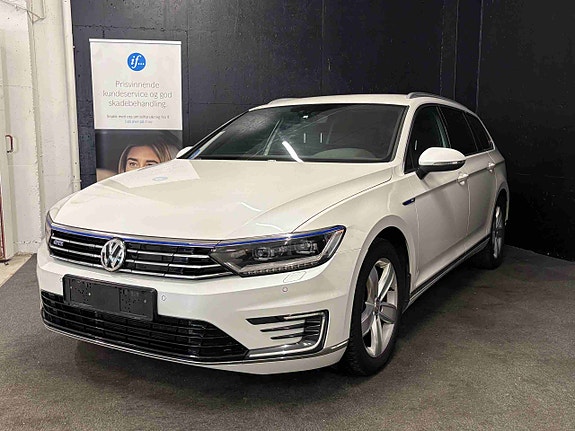 Volkswagen Passat 4 of 5