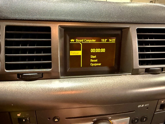 Opel Vectra 19 of 30