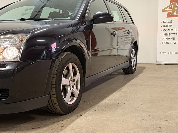 Opel Vectra 3 of 30