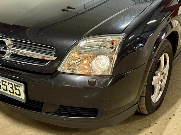 Opel Vectra 4 of 30