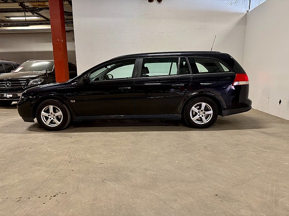 Opel Vectra 8 of 30