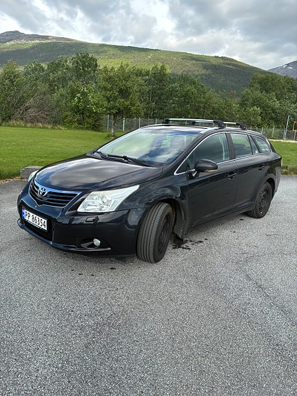 Toyota Avensis 5 of 5