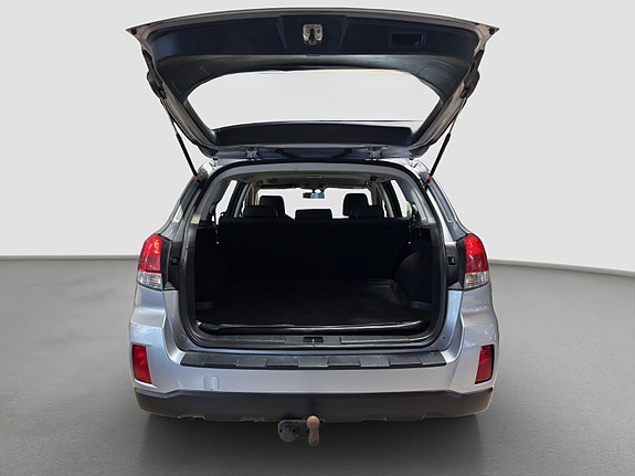 Subaru Outback 7 of 30