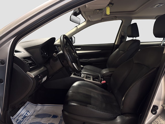 Subaru Outback 19 of 30