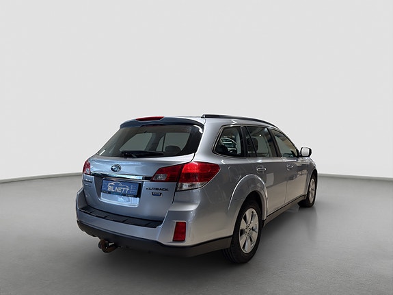 Subaru Outback 4 of 5