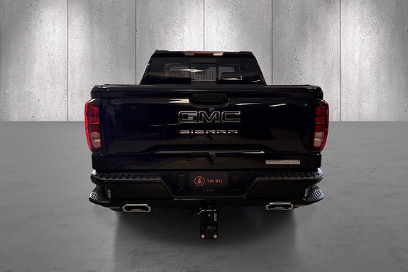 GMC Sierra 4 of 5