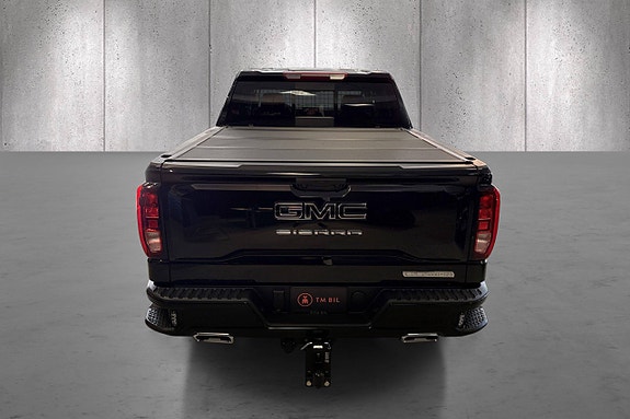 GMC Sierra 5 of 5