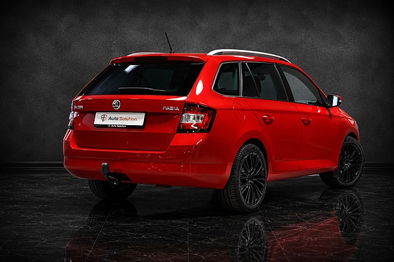 Skoda Fabia 2 of 14