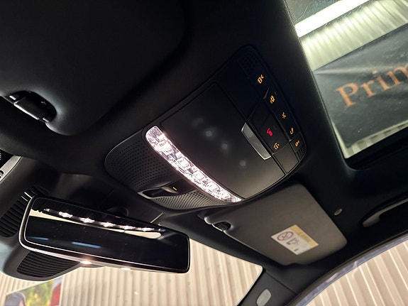 Mercedes-Benz C300 de 24 of 30