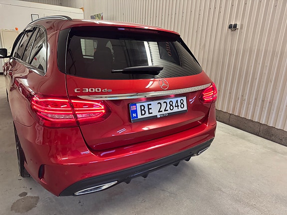 Mercedes-Benz C300 de 13 of 30