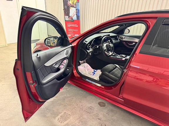 Mercedes-Benz C300 de 18 of 30