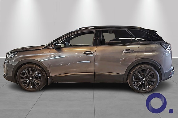 Peugeot 3008 2 of 5