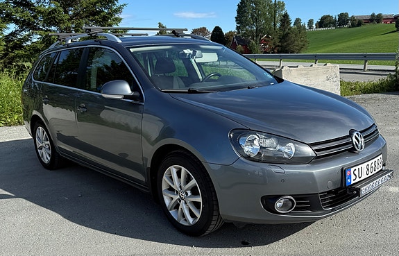 Volkswagen Golf VI 2 of 5