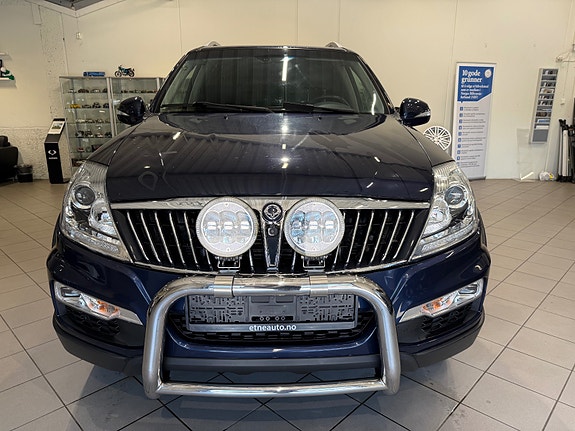 SsangYong Rexton 2 of 17