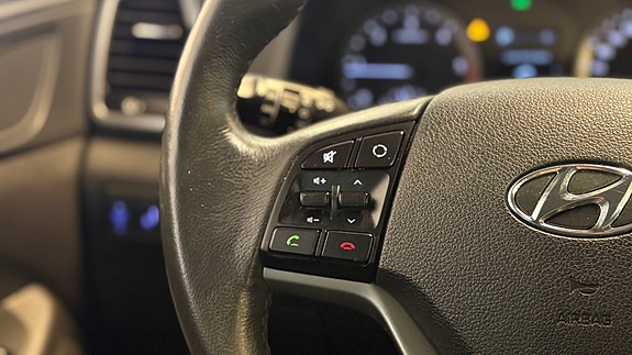 Hyundai Tucson 14 of 29