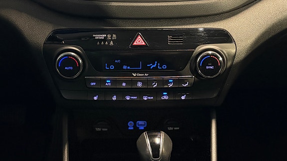 Hyundai Tucson 23 of 29