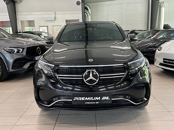 Mercedes-Benz EQC400 2 of 5