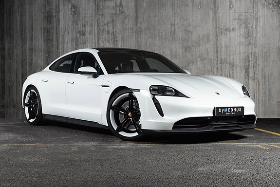Porsche Taycan 2 of 5