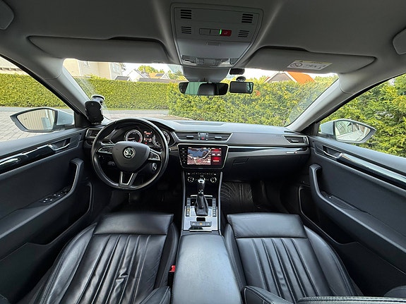 Skoda Superb 6 of 14