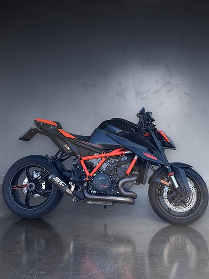 KTM 1290 Super Duke R /TECHPACK/SC-PROJECT/TAILTIDY/1EIER!