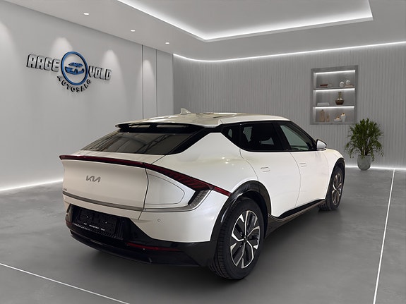 Kia EV6 5 of 5