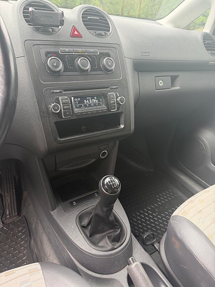 Volkswagen Caddy 18 of 21