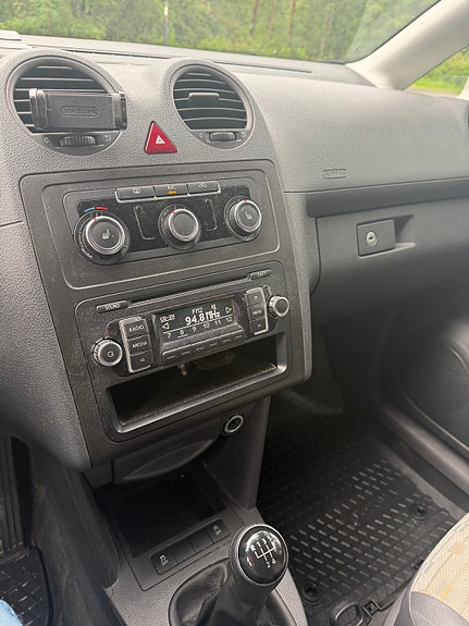 Volkswagen Caddy 21 of 21