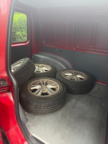 Volkswagen Caddy 13 of 21
