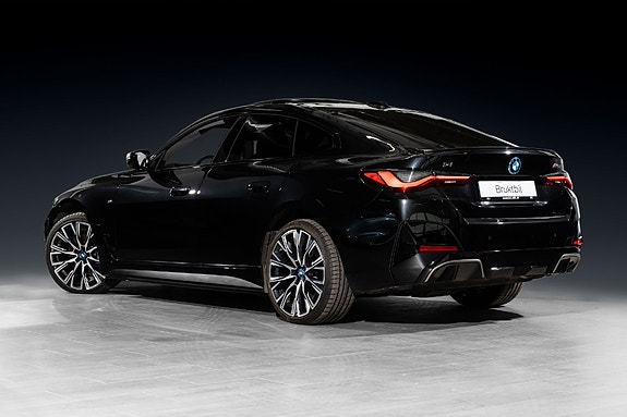 BMW i4 5 of 5