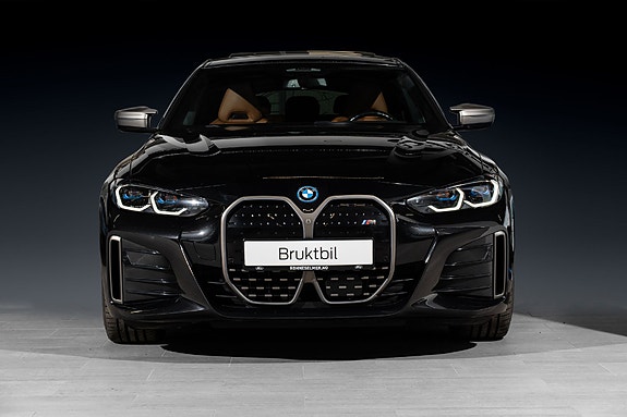 BMW i4 3 of 5