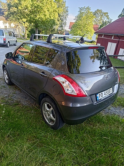 Suzuki Swift 6 of 10