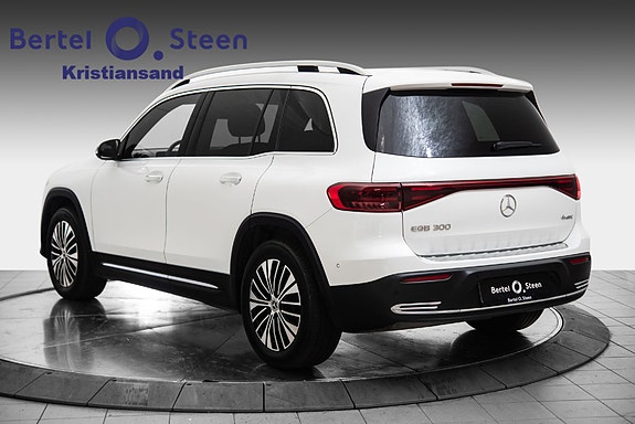 Mercedes-Benz EQB300 3 of 5