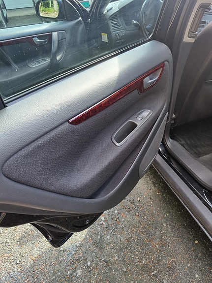 Volvo S60 5 of 5