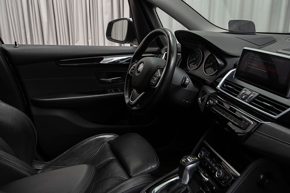 BMW 225xe 19 of 30