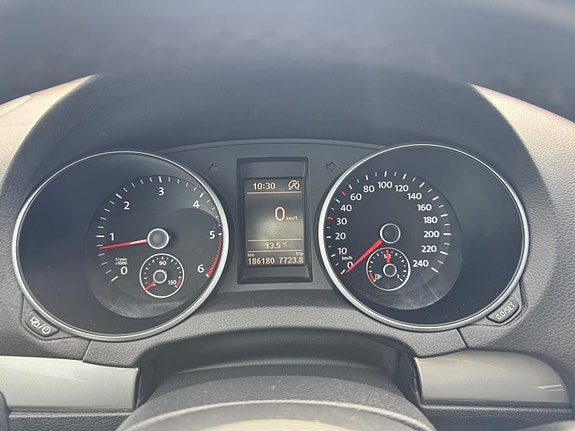 Volkswagen Golf VI 18 of 21