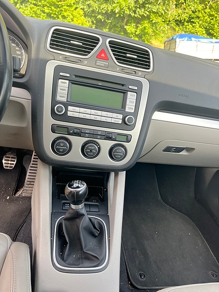 Volkswagen Eos 9 of 15