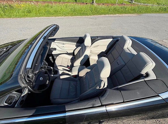 Volkswagen Eos 4 of 15