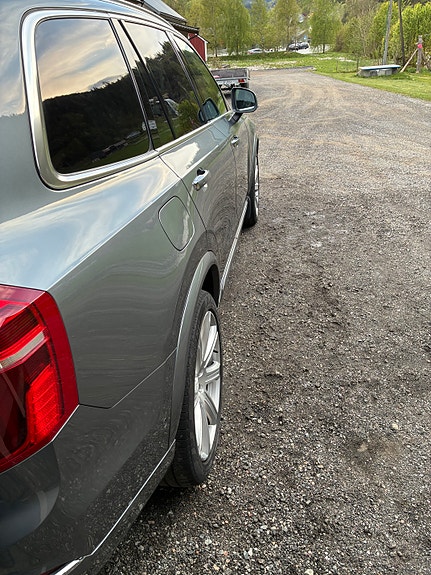 Volvo XC90 5 of 5