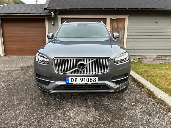 Volvo XC90 4 of 5
