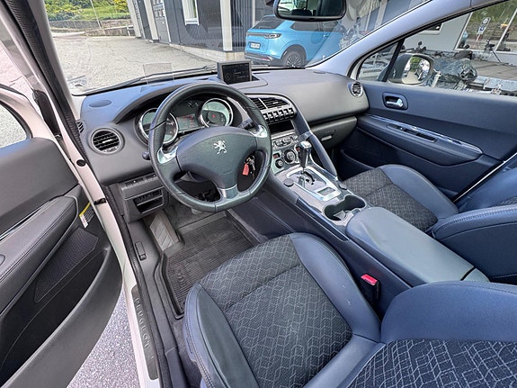 Peugeot 3008 16 of 30