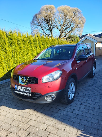 Nissan Qashqai+2 2 of 5