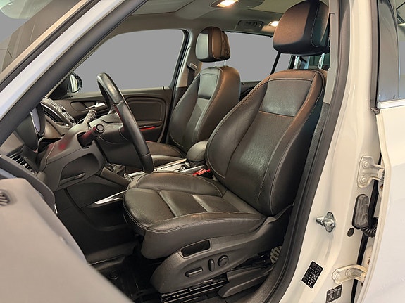 Opel Zafira Tourer 24 of 30