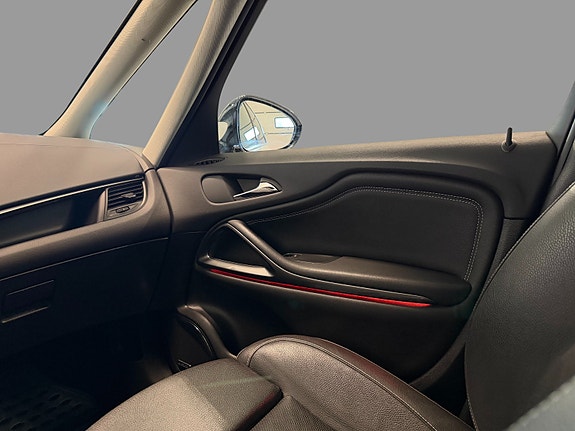 Opel Zafira Tourer 17 of 30
